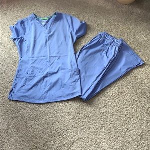 Ceil Blue Healing Hands Scrub Set